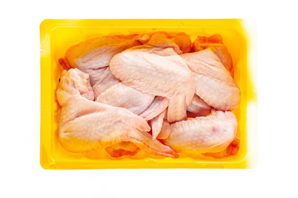 Крыло цыплёнка-бройлера охлаждённое лоток,   цена за кг Рефтинская ПФ